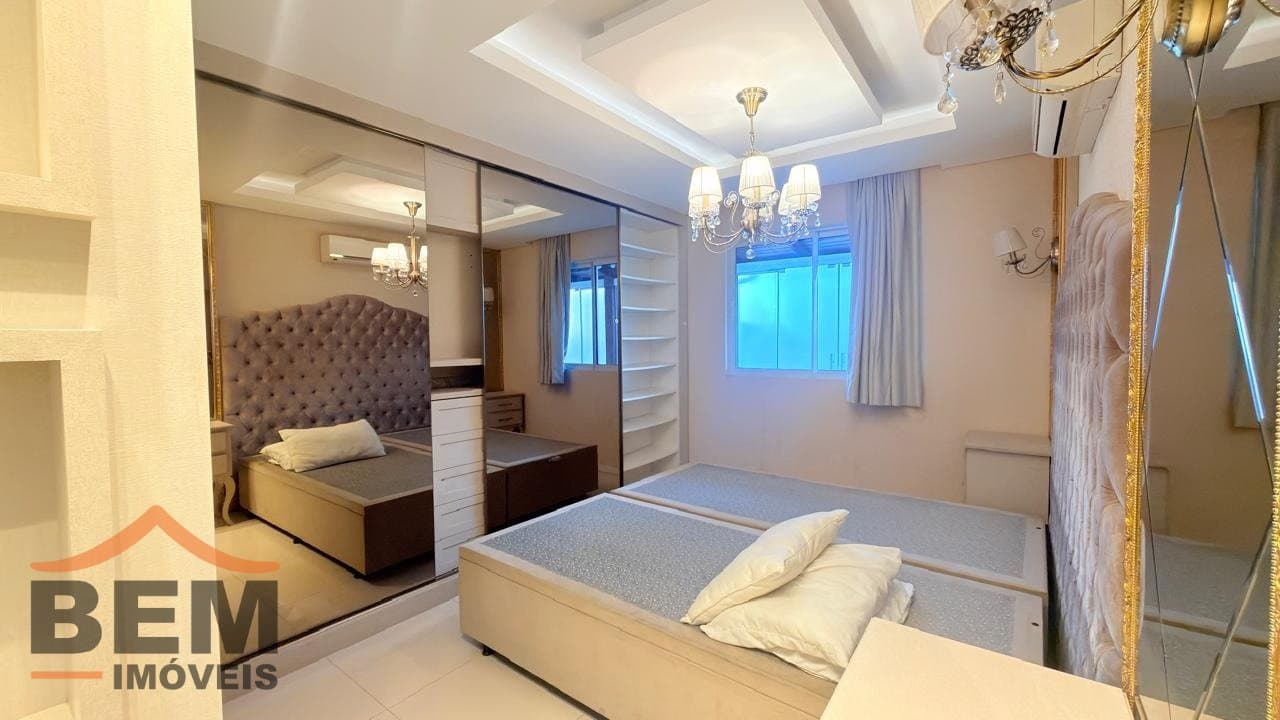 Apartamento Garden para venda no bairro São João em Itajaí, com 248m²,  com 2 dormitórios, sendo 1 suite, mobiliado e com acabamentos de alto padrão