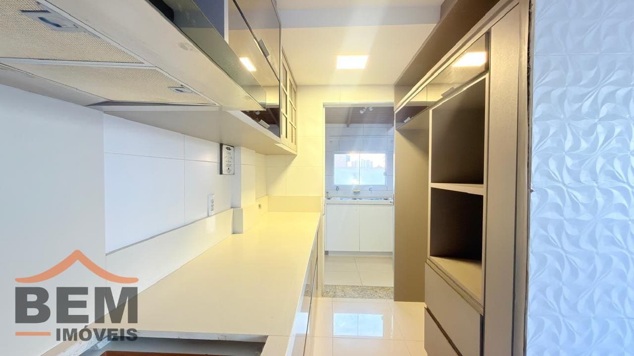 Apartamento Garden para venda no bairro São João em Itajaí, com 248m²,  com 2 dormitórios, sendo 1 suite, mobiliado e com acabamentos de alto padrão