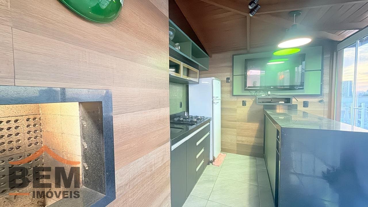 Apartamento Garden para venda no bairro São João em Itajaí, com 248m²,  com 2 dormitórios, sendo 1 suite, mobiliado e com acabamentos de alto padrão