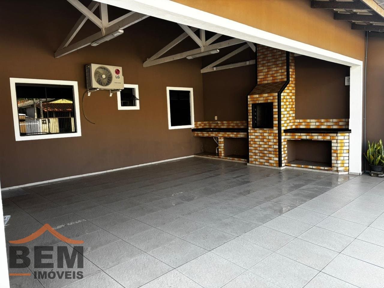 Casa para Locação com 2 quartos e 90m² no bairro Cordeiros, em Itajaí - SC
