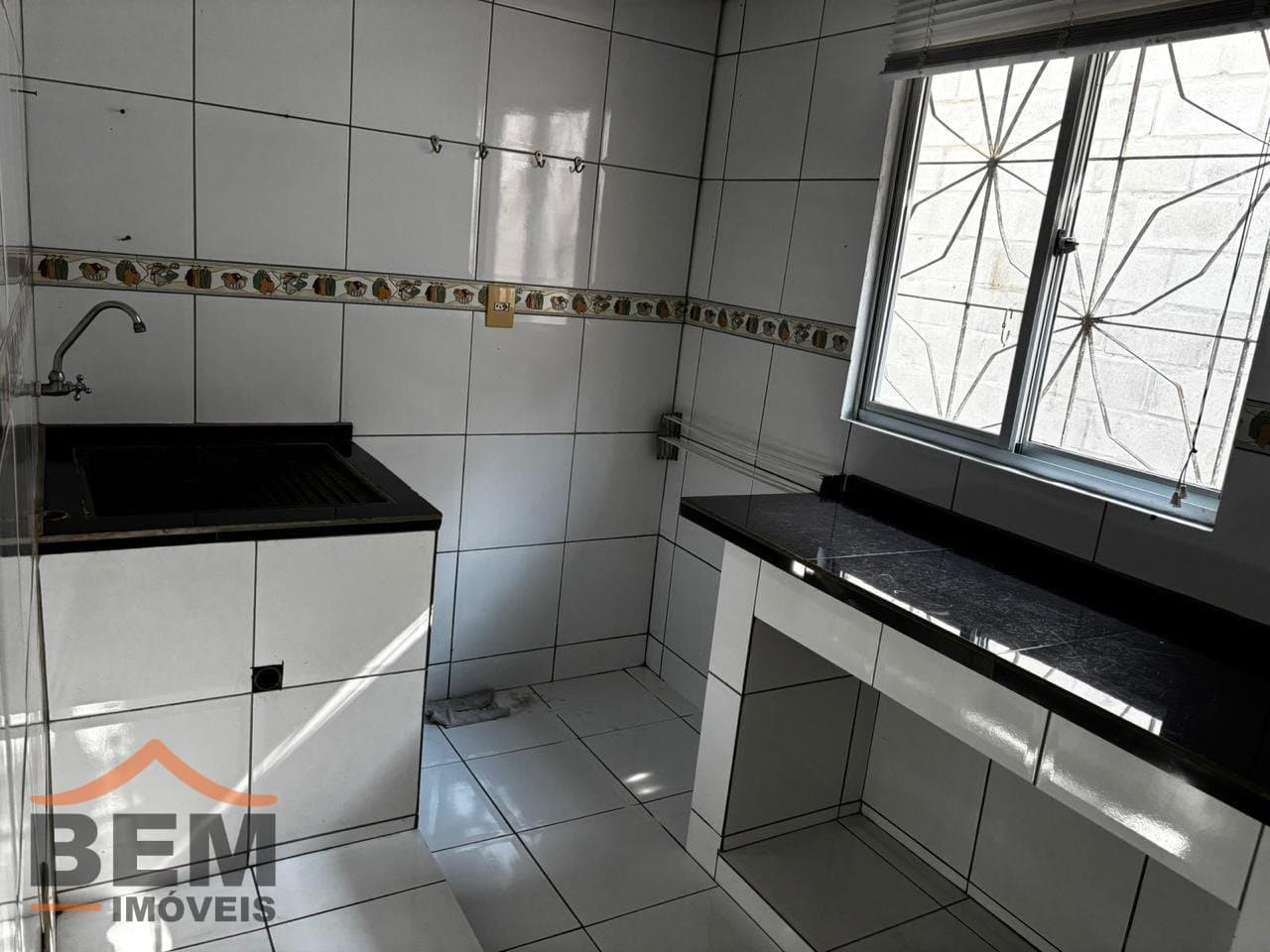 Casa para Locação com 2 quartos e 90m² no bairro Cordeiros, em Itajaí - SC