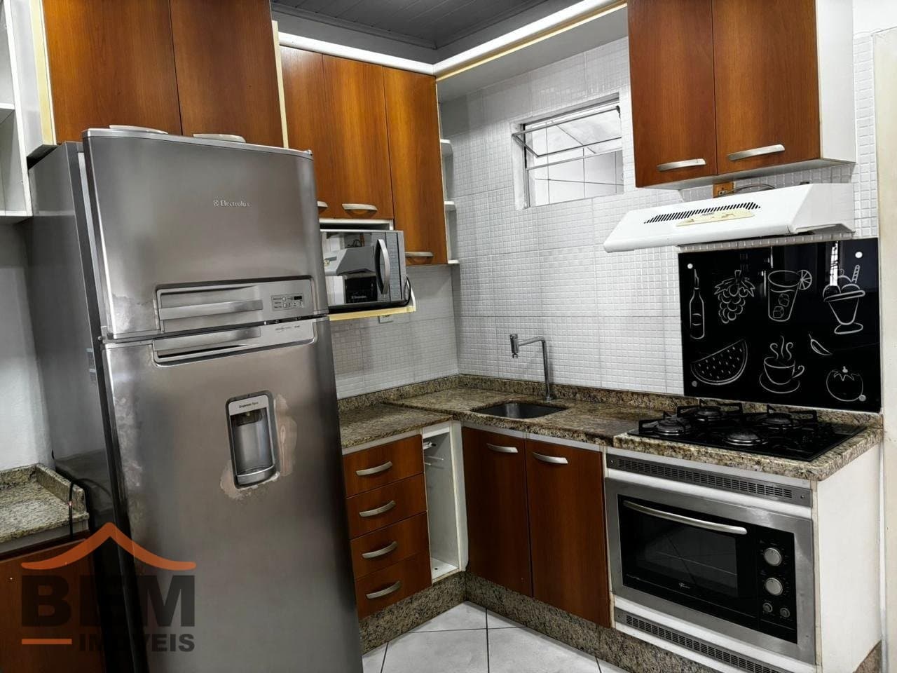 Casa para Locação com 2 quartos e 90m² no bairro Cordeiros, em Itajaí - SC