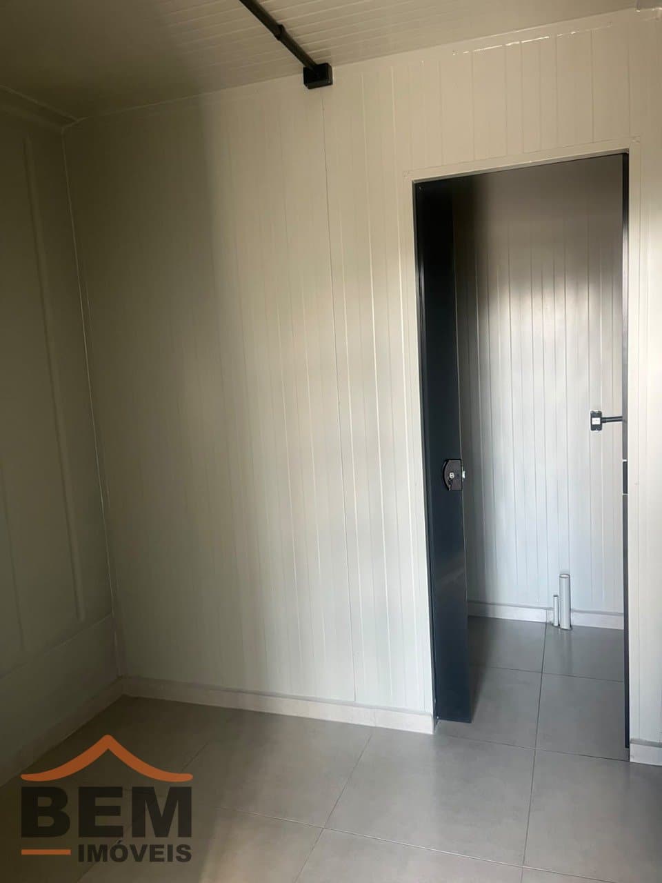Kitnet para Locação com 1 quarto no bairro Fazenda, em Itajaí - SC