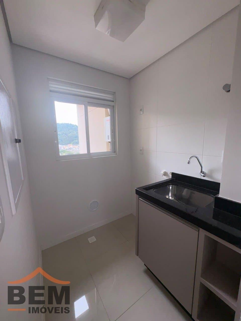 Apartamento para Locação com 2 quartos e 85m² no bairro Fazenda, em Itajaí - SC