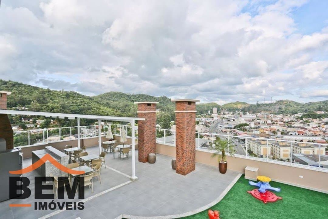 Apartamento para Locação com 2 quartos e 85m² no bairro Fazenda, em Itajaí - SC