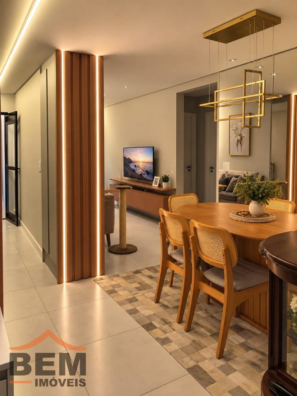 Apartamento para venda no bairro Vila Operária, em Itajaí, com 85m² e 3 quartos.