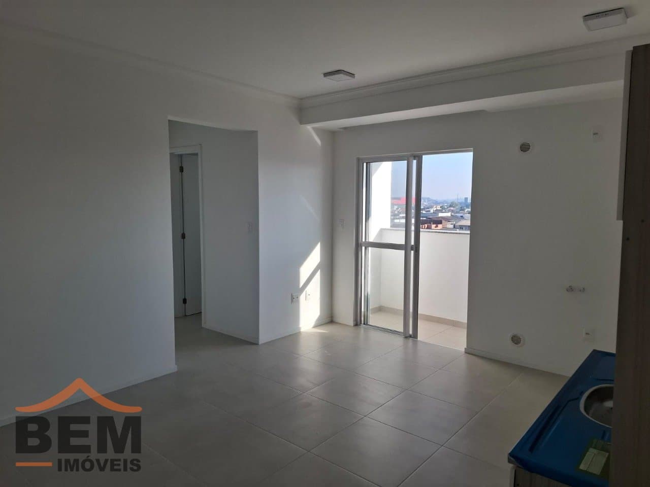 Apartamento para alugar com 2 quartos e 52 m² no bairro São Vicente, em Itajaí.