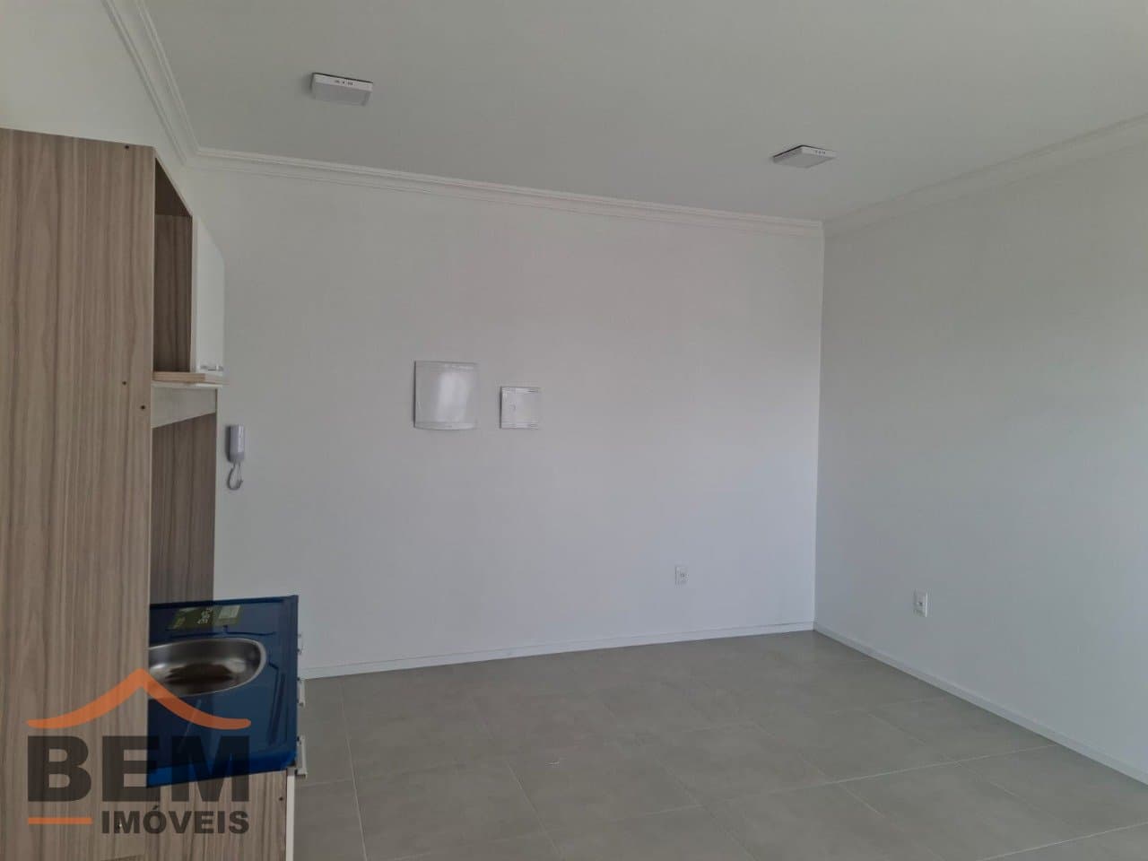 Apartamento para alugar com 2 quartos e 52 m² no bairro São Vicente, em Itajaí.