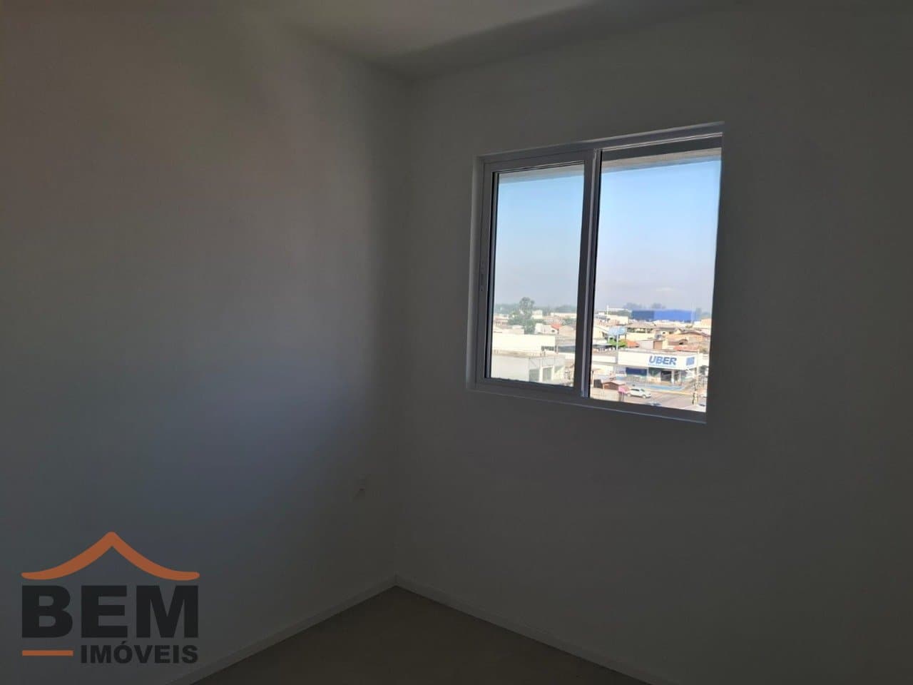 Apartamento para alugar com 2 quartos e 52 m² no bairro São Vicente, em Itajaí.