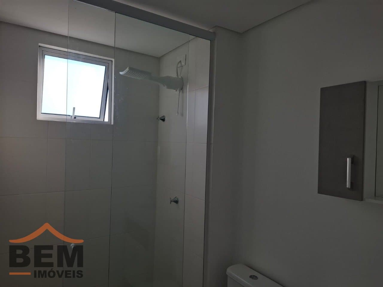Apartamento para alugar com 2 quartos e 52 m² no bairro São Vicente, em Itajaí.