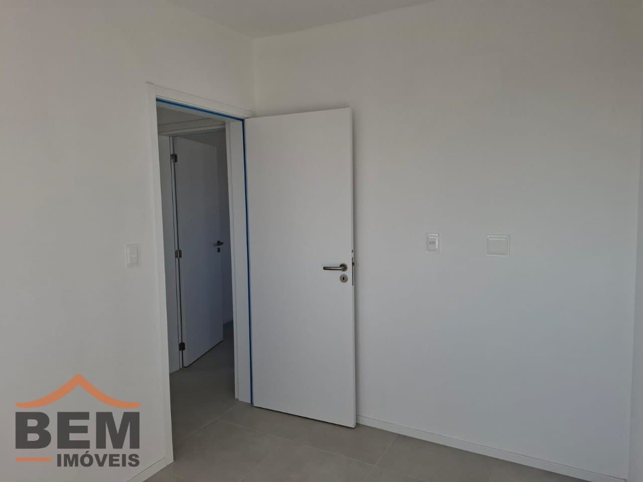 Apartamento para alugar com 2 quartos e 52 m² no bairro São Vicente, em Itajaí.