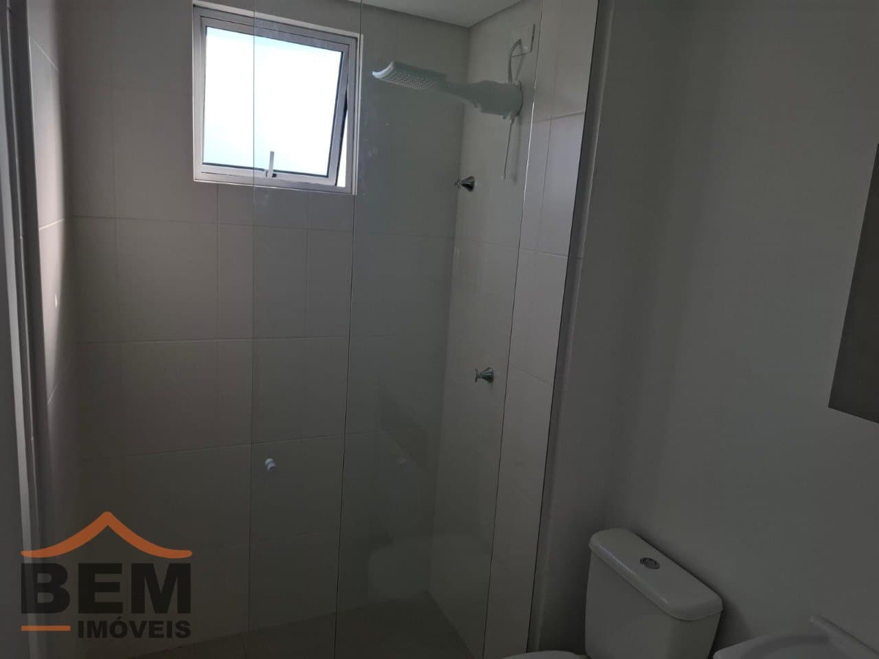 Apartamento para alugar com 2 quartos e 52 m² no bairro São Vicente, em Itajaí.