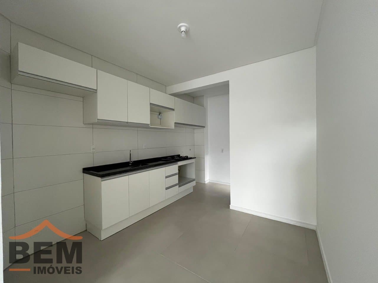 Apartamento para aluguel em Santa Regina, Camboriú: COZINHA