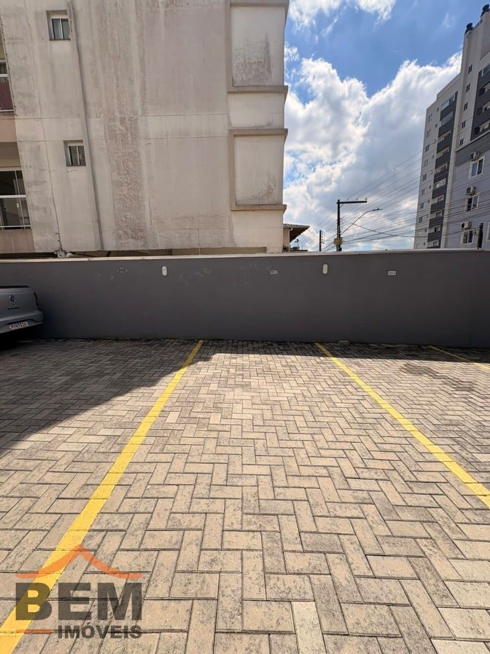Kitnet para alugar com 1 quarto e 30 m² no bairro São Vicente, em Itajaí.
