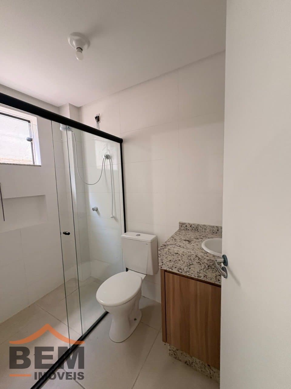 Kitnet para alugar com 1 quarto e 45 m² no bairro Barra do Rio, em Itajaí.
