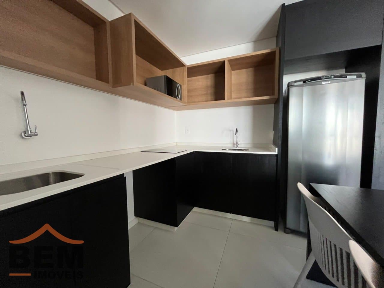 Apartamento para alugar com 1 quarto e 40 m² no bairro Centro, em Itajaí.