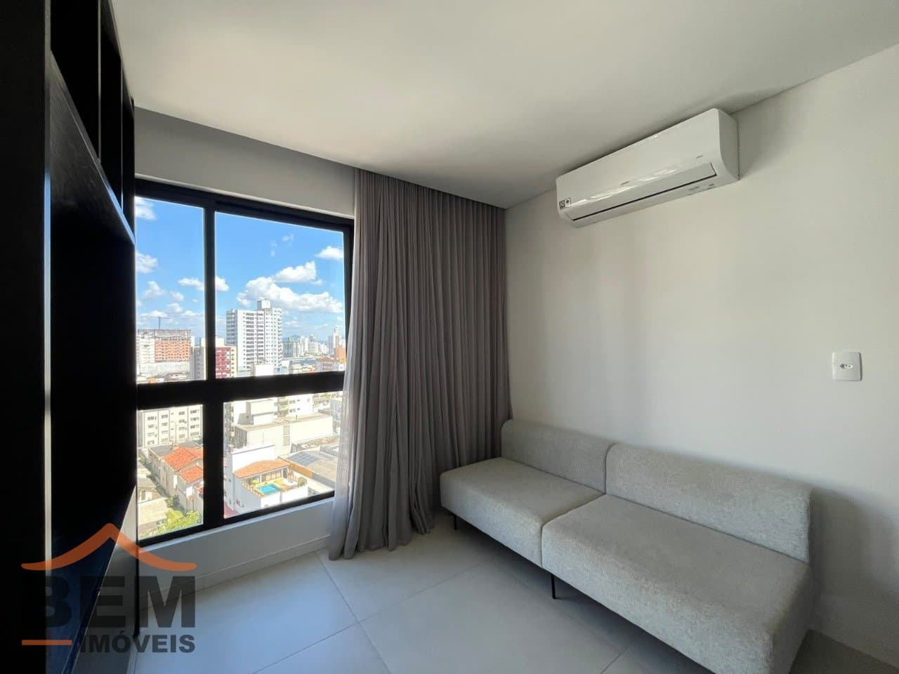 Apartamento para alugar com 1 quarto e 40 m² no bairro Centro, em Itajaí.