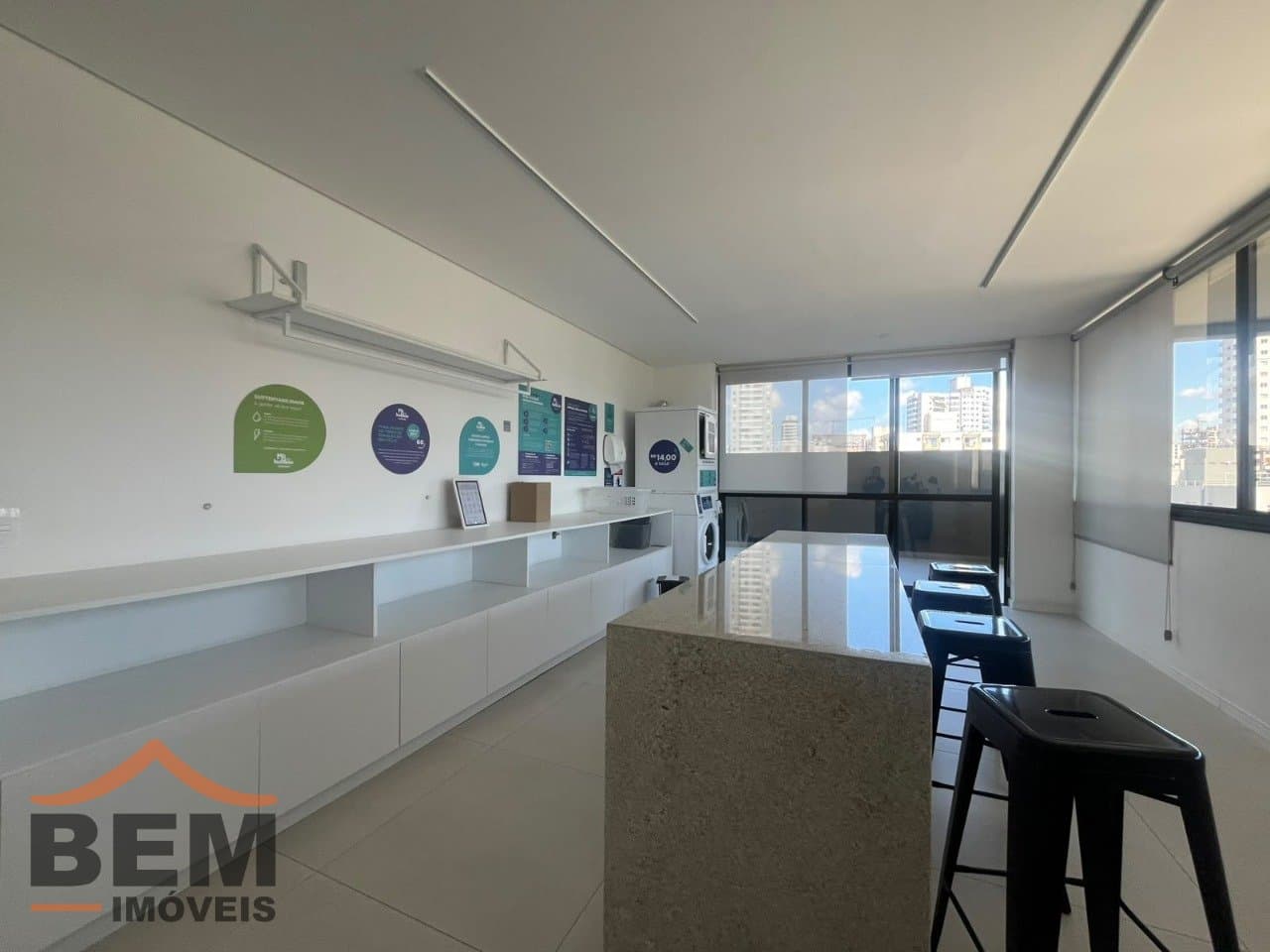 Apartamento para alugar com 1 quarto e 40 m² no bairro Centro, em Itajaí.