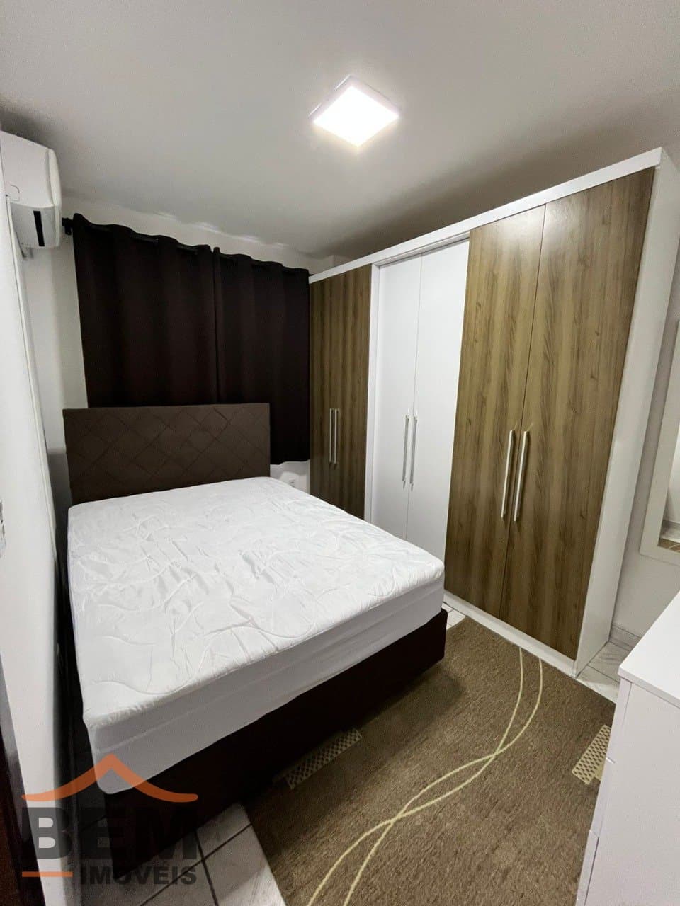 Apartamento para alugar com 1 quarto no bairro Centro, em Itajaí.