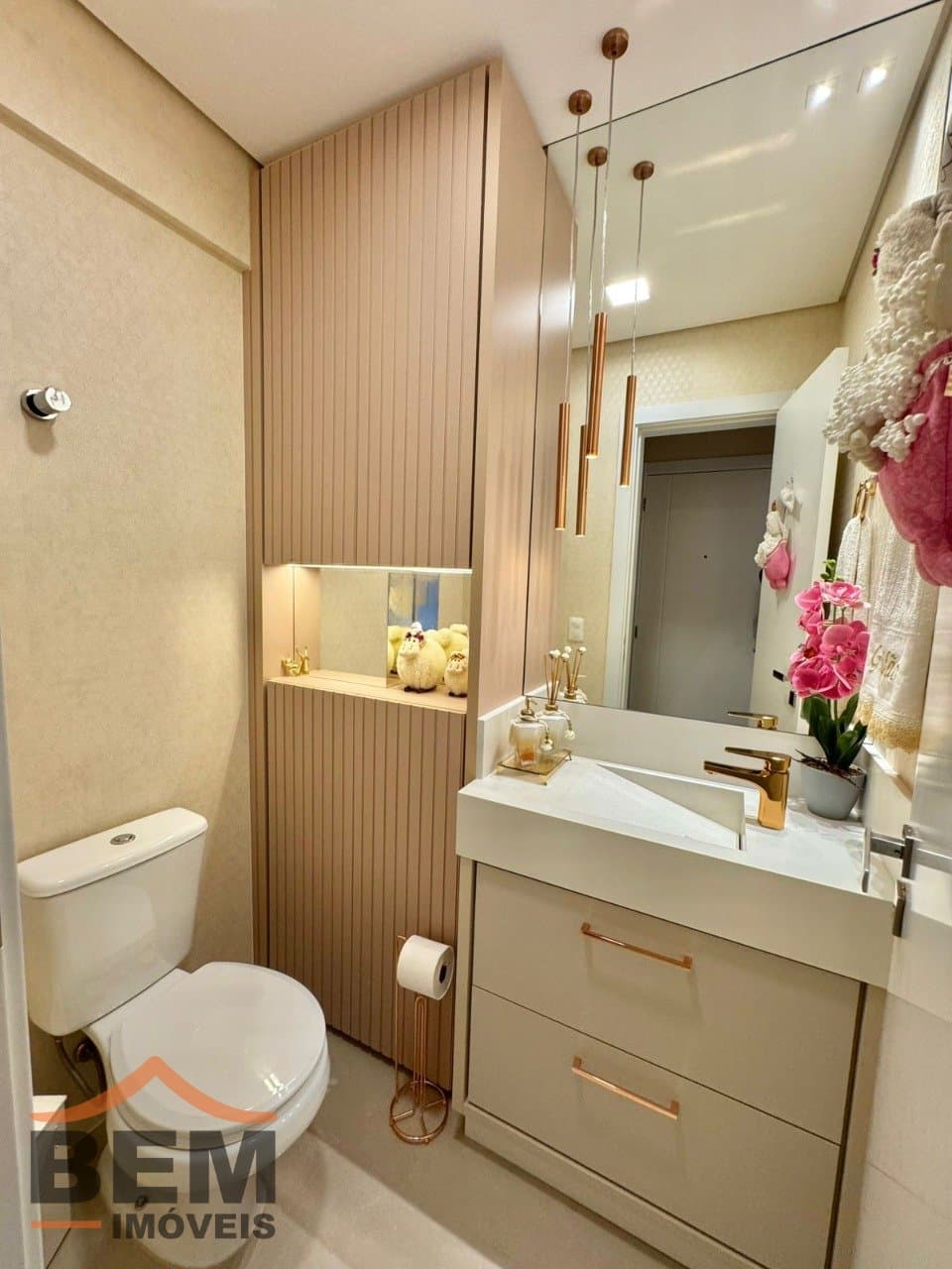 Apartamento para venda no bairro Vila Operária, em Itajaí, com 96 m² e 3 quartos