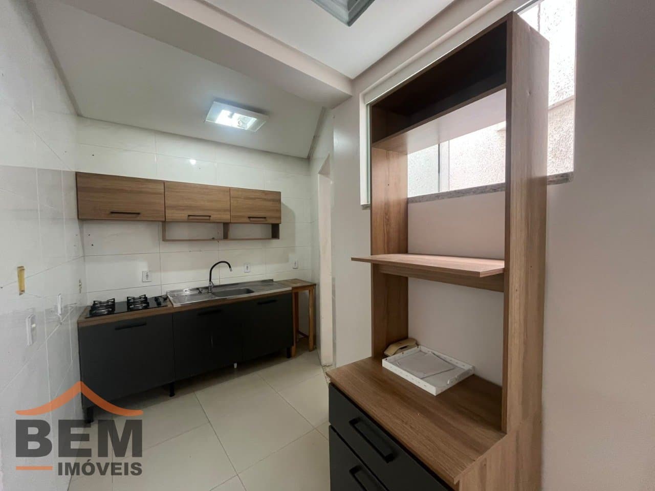 Apartamento para alugar com 2 quartos e 98 m² no bairro Dom Bosco, em Itajaí.
