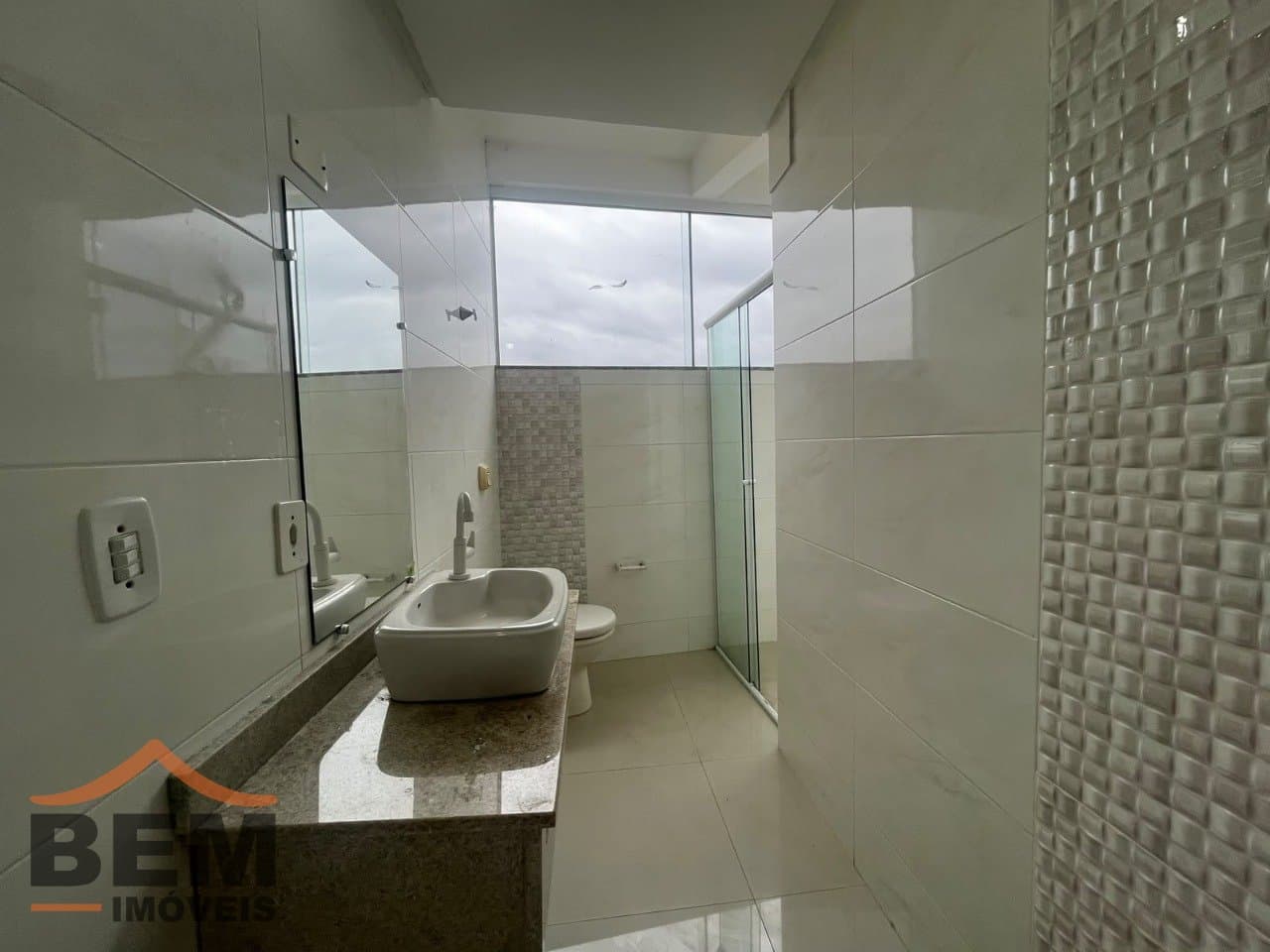 Apartamento para alugar com 2 quartos e 98 m² no bairro Dom Bosco, em Itajaí.