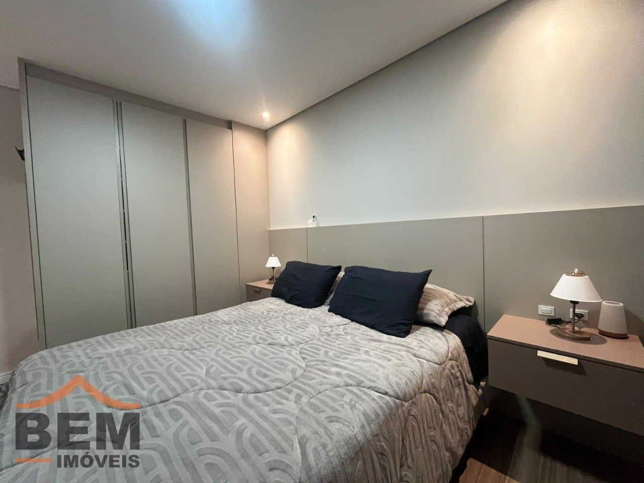 Apartamento para venda no bairro Ressacada, em Itajaí, com 71m² e 2 quartos sendo 1 suíte
