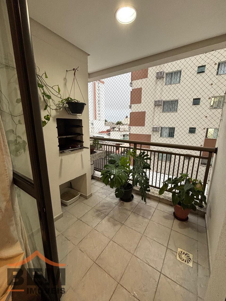 Apartamento para venda no bairro São João, em Itajaí, com 65m² e 2 quartos, sendo 1 suíte