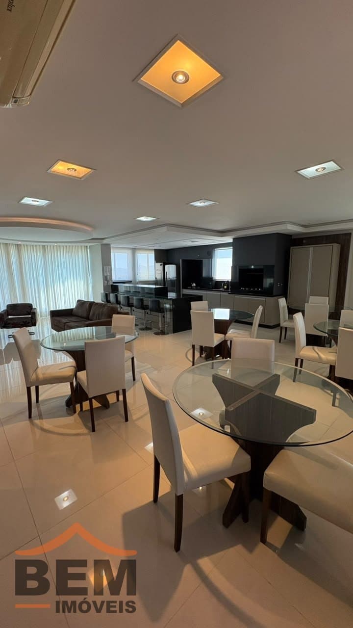 Apartamento para venda no bairro centro em Itajaí, com 140m² e 3 quartos, sendo 1 suíte