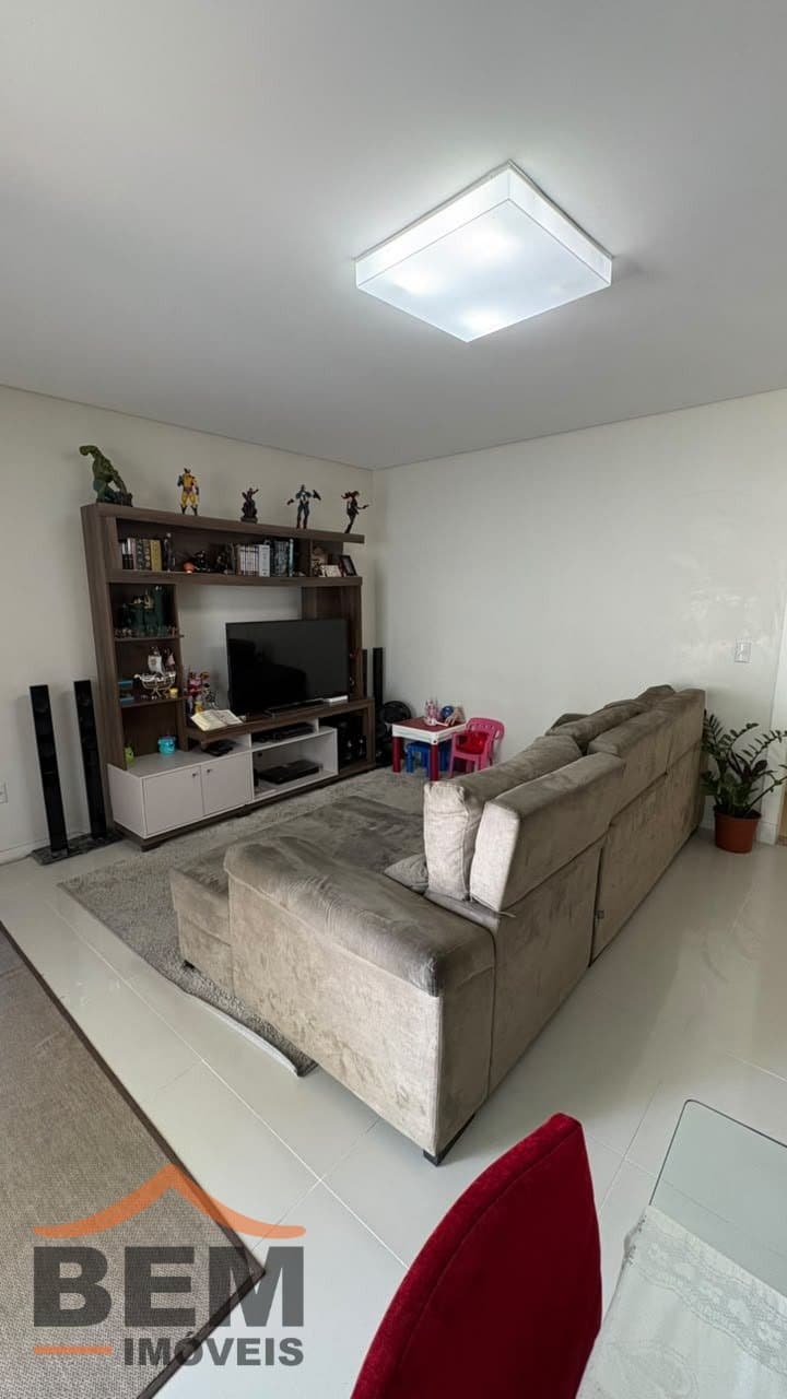 Apartamento para venda no bairro centro em Itajaí, com 140m² e 3 quartos, sendo 1 suíte
