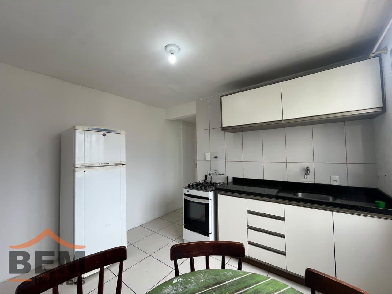 Apartamento para Locação com 1 quarto e 25m² no bairro Centro, em Itajaí - SC