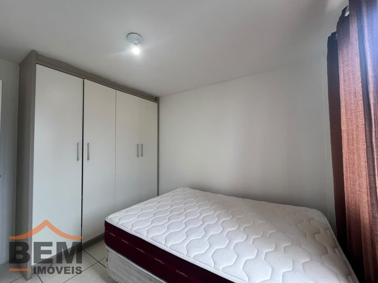 Apartamento para Locação com 1 quarto e 25m² no bairro Centro, em Itajaí - SC