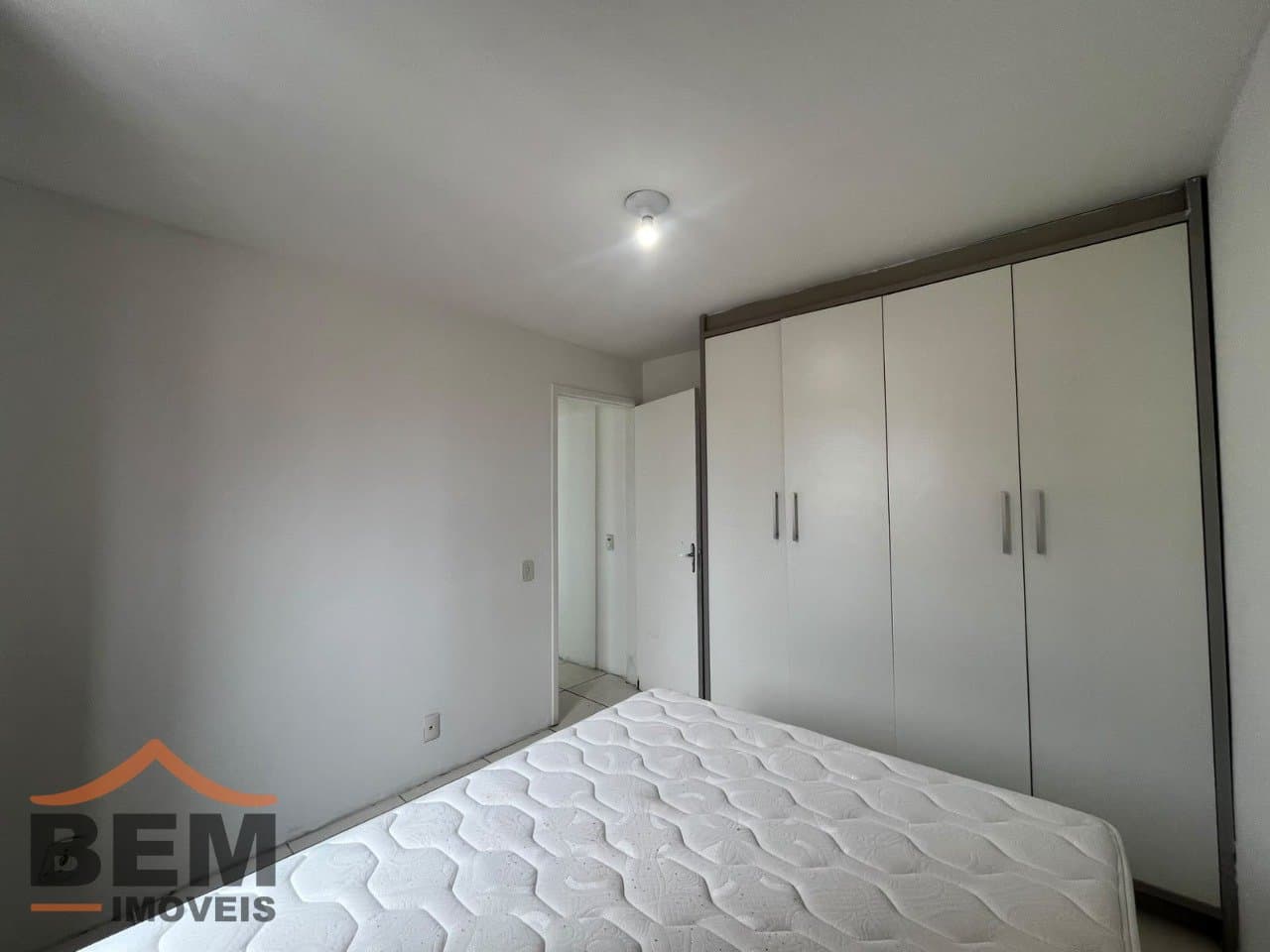Apartamento para Locação com 1 quarto e 25m² no bairro Centro, em Itajaí - SC