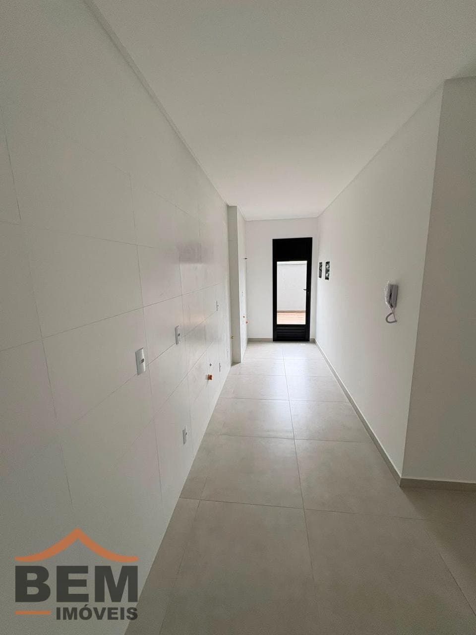 Apartamento para Venda com 2 quartos e 105m² no bairro Centro, em Camboriú - SC