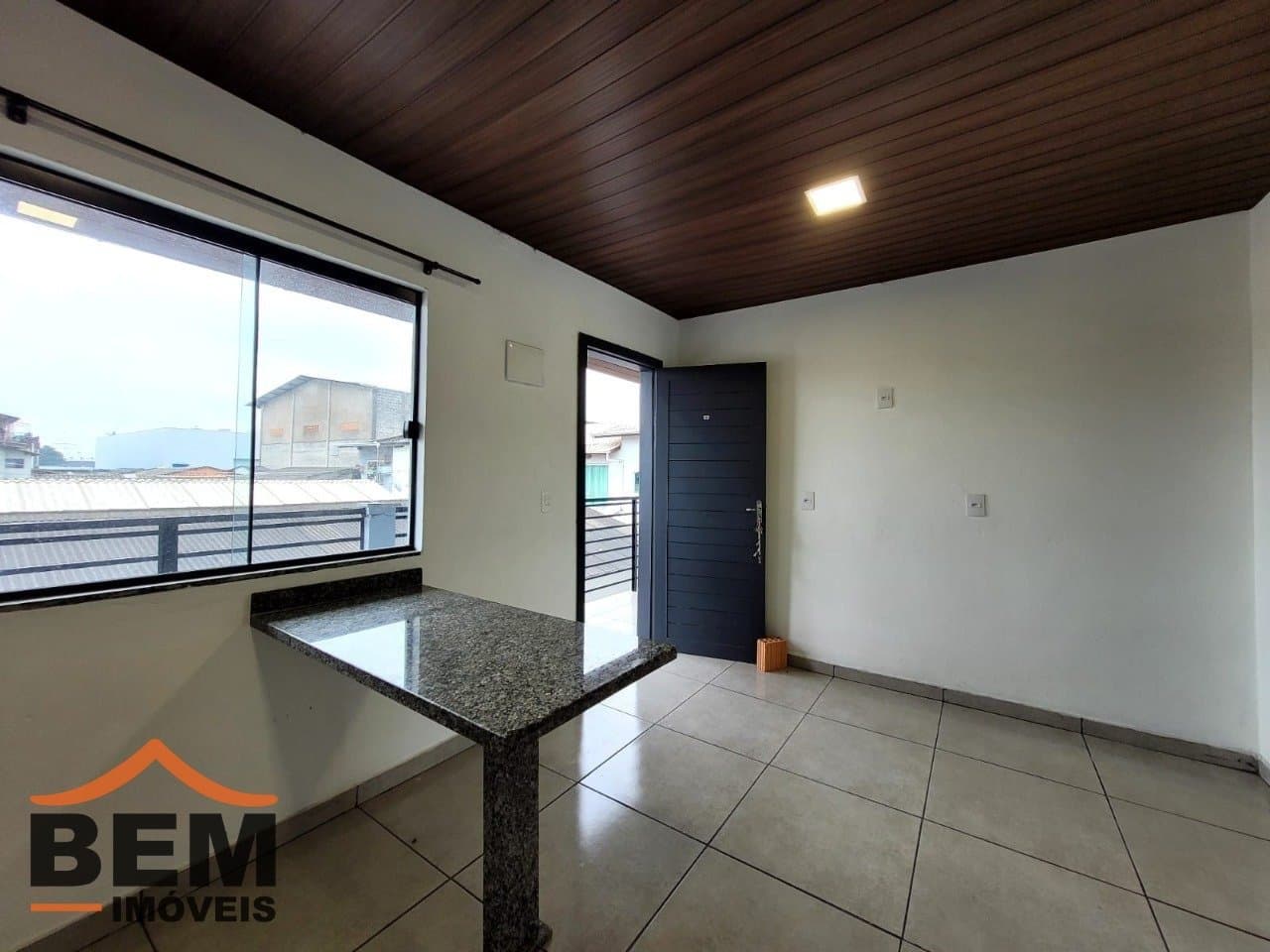 Apartamento para Locação com 1 quarto e 30m² no bairro Barra do Rio, em Itajaí - SC