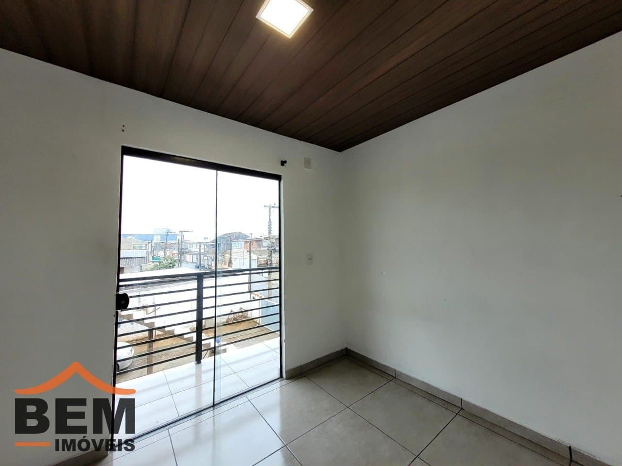 Apartamento para Locação com 1 quarto e 30m² no bairro Barra do Rio, em Itajaí - SC