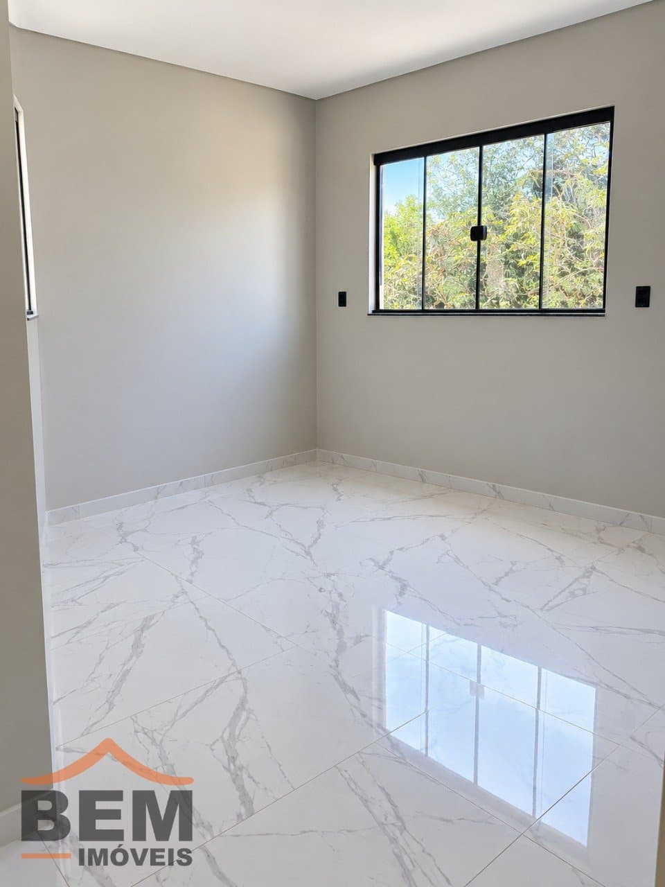 Apartamento para Venda com 2 quartos no bairro Santa Regina VII, em Camboriú - SC