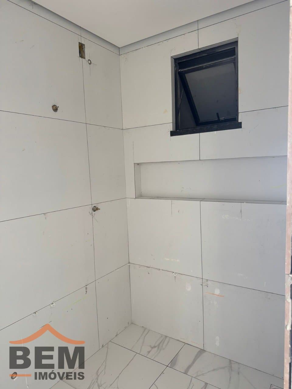 Apartamento para Venda com 2 quartos no bairro Santa Regina VII, em Camboriú - SC