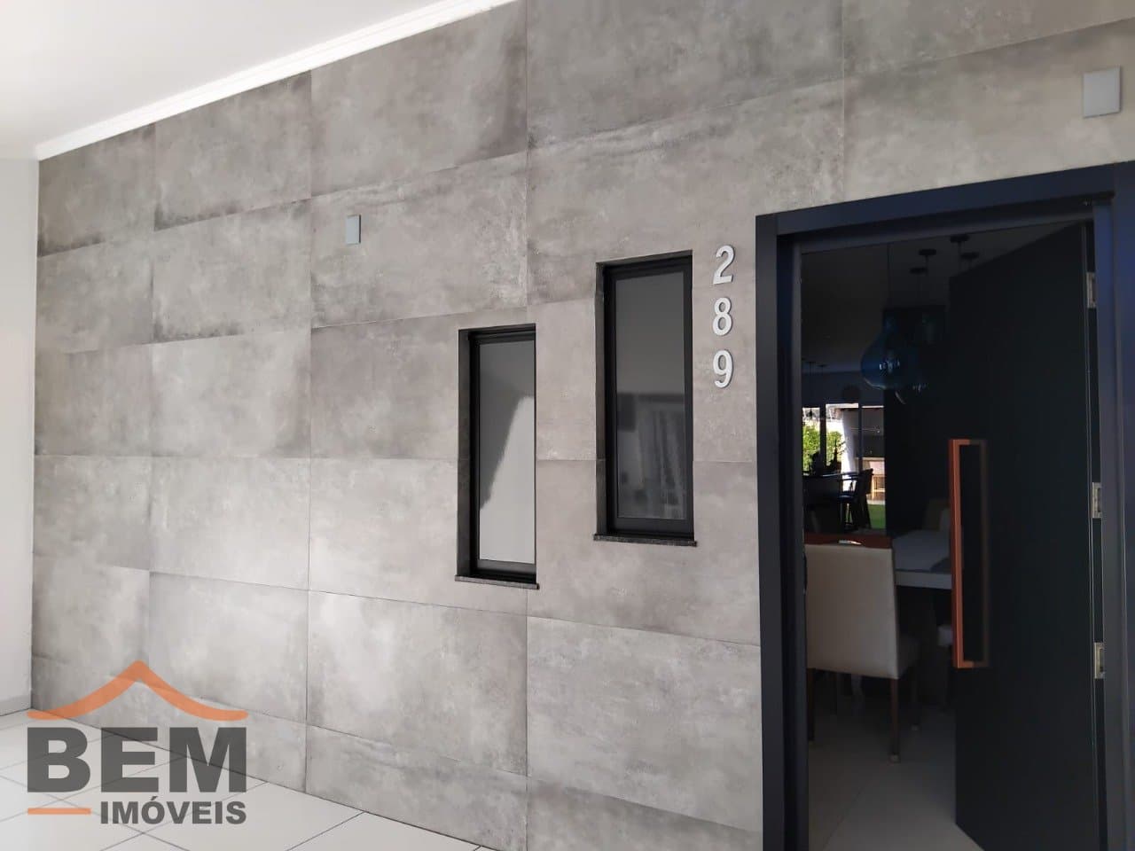 Casa para Venda com 3 quartos e 150m² no bairro Centro, em Camboriú - SC