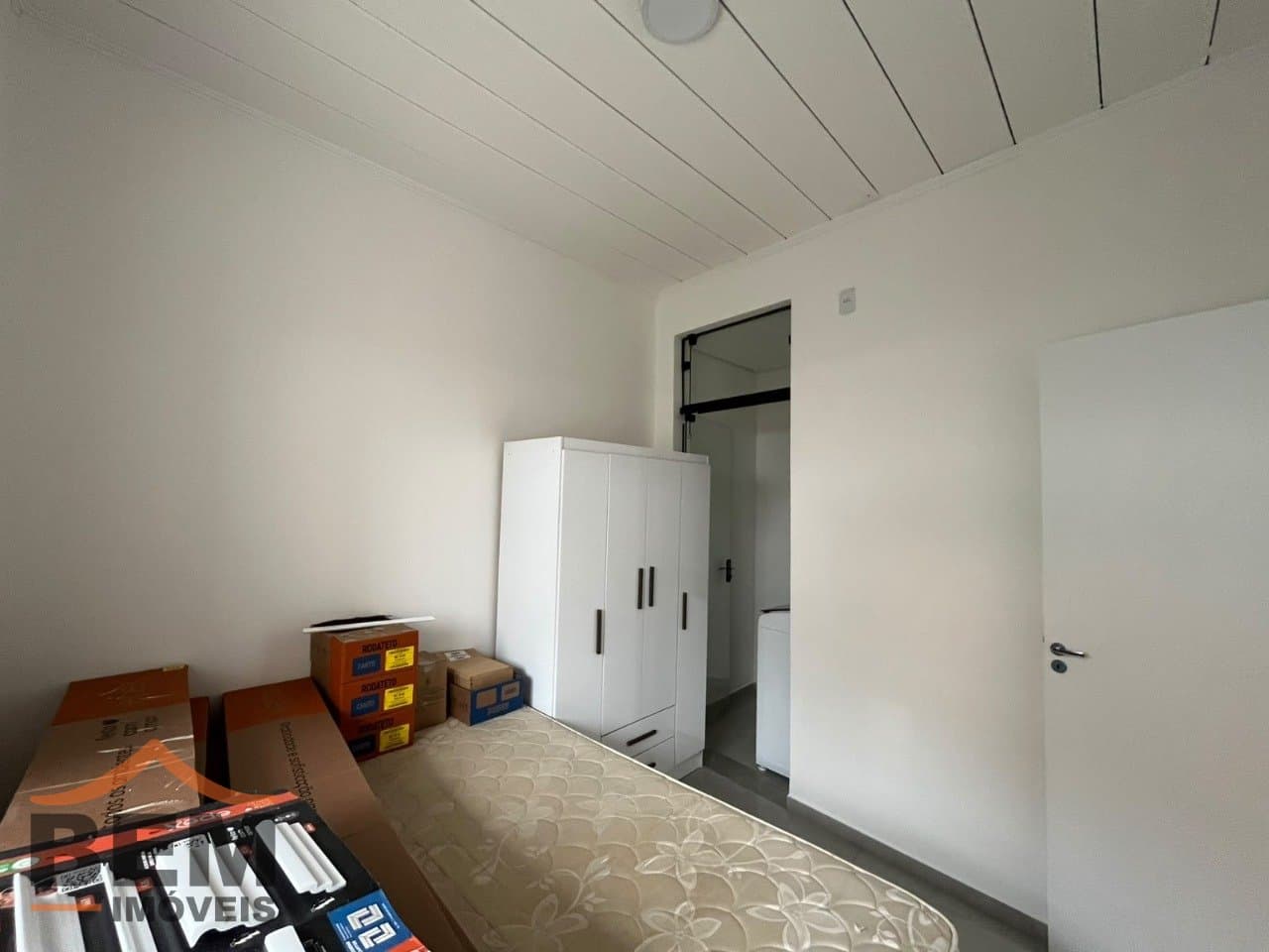 Apartamento para Locação com 1 quarto e 20m² no bairro Centro, em Itajaí - SC