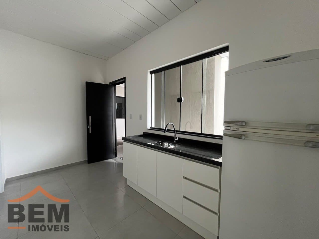 Apartamento para Locação com 1 quarto e 20m² no bairro Centro, em Itajaí - SC