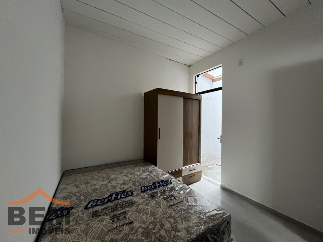 Apartamento para Locação com 1 quarto e 20m² no bairro Centro, em Itajaí - SC