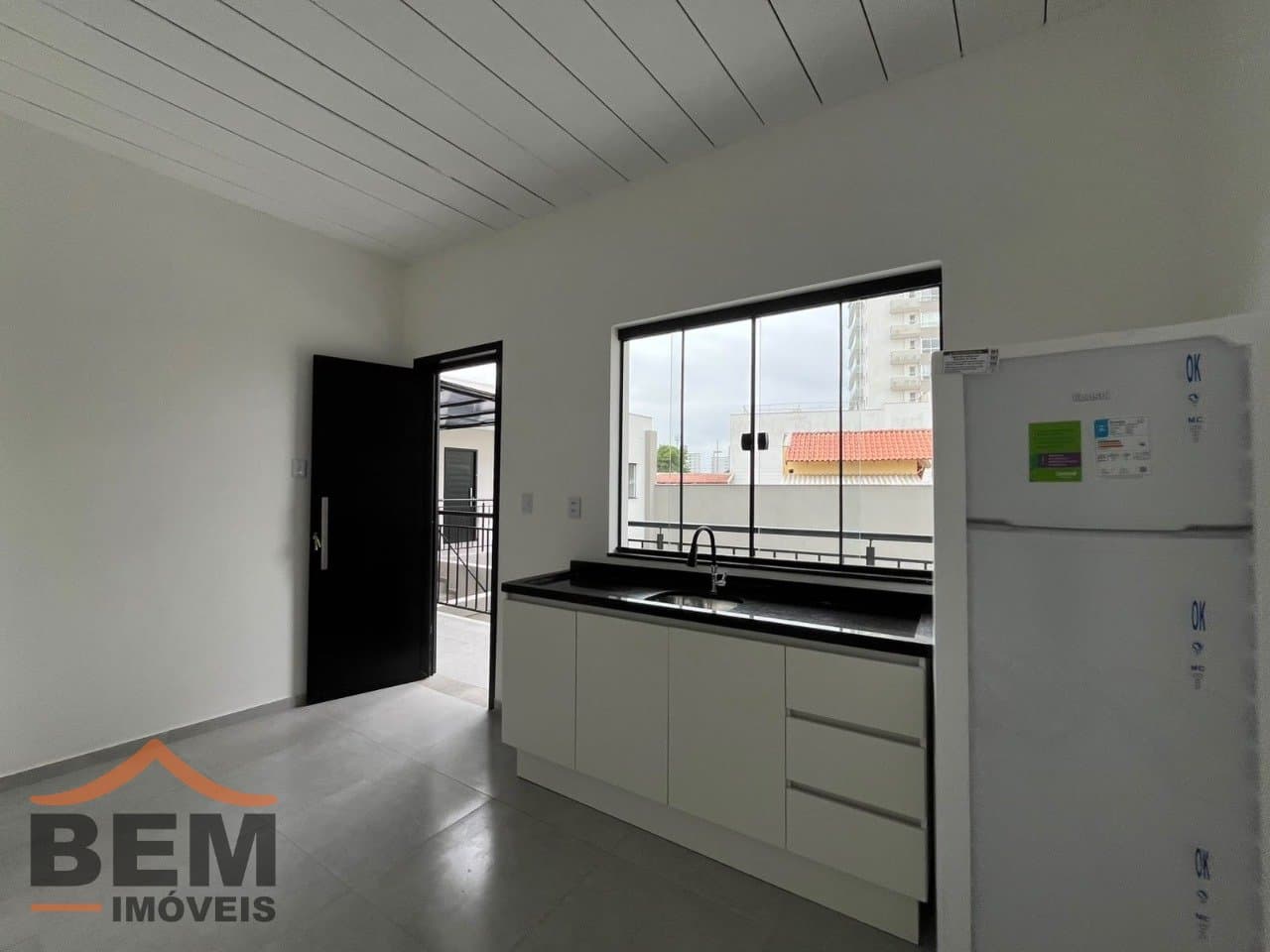 Apartamento para Locação com 1 quarto e 20m² no bairro Centro, em Itajaí - SC