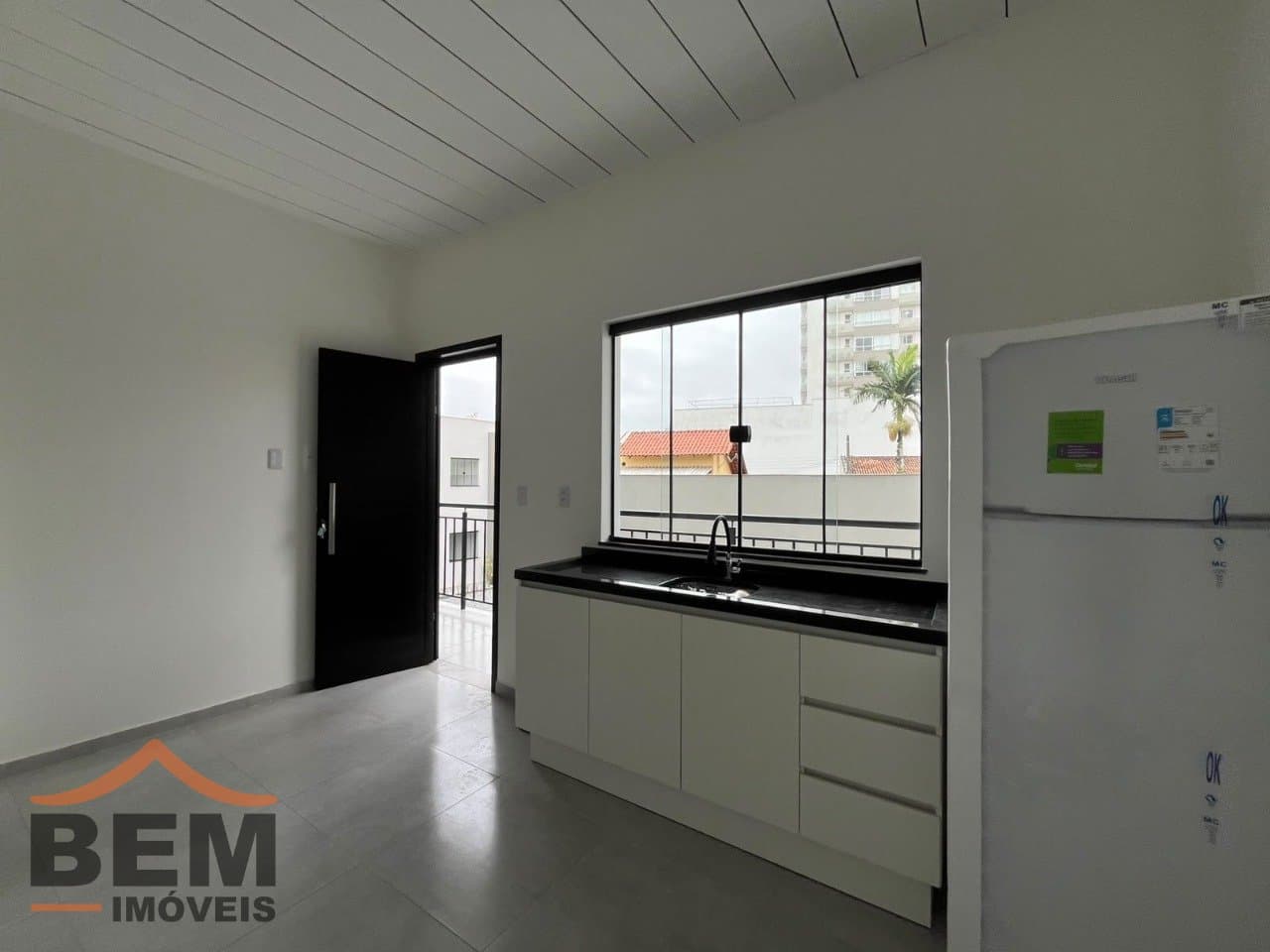 Apartamento para Locação com 1 quarto e 20m² no bairro Centro, em Itajaí - SC