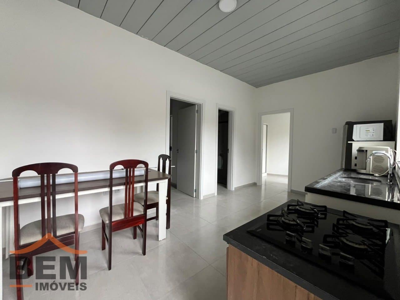 Apartamento para Locação com 2 quartos e 50m² no bairro Centro, em Itajaí - SC