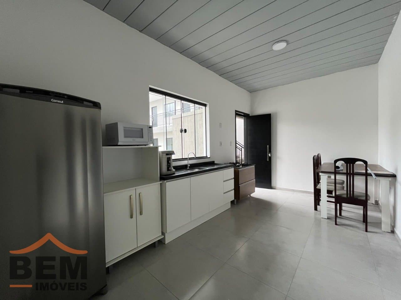 Apartamento para Locação com 2 quartos e 50m² no bairro Centro, em Itajaí - SC
