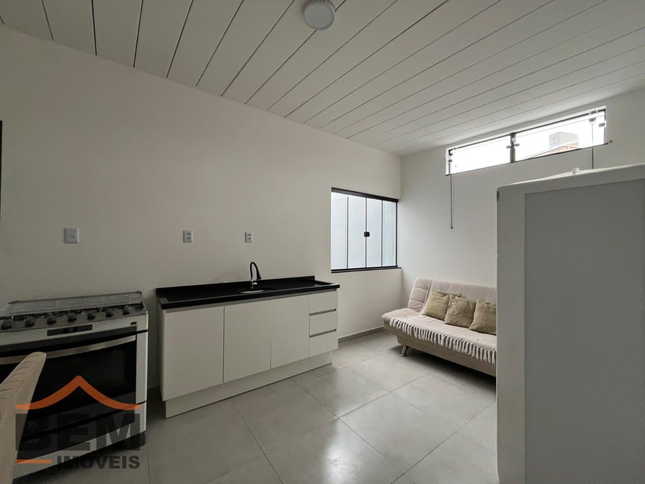Apartamento para Locação com 1 quarto e 30m² no bairro Centro, em Itajaí - SC