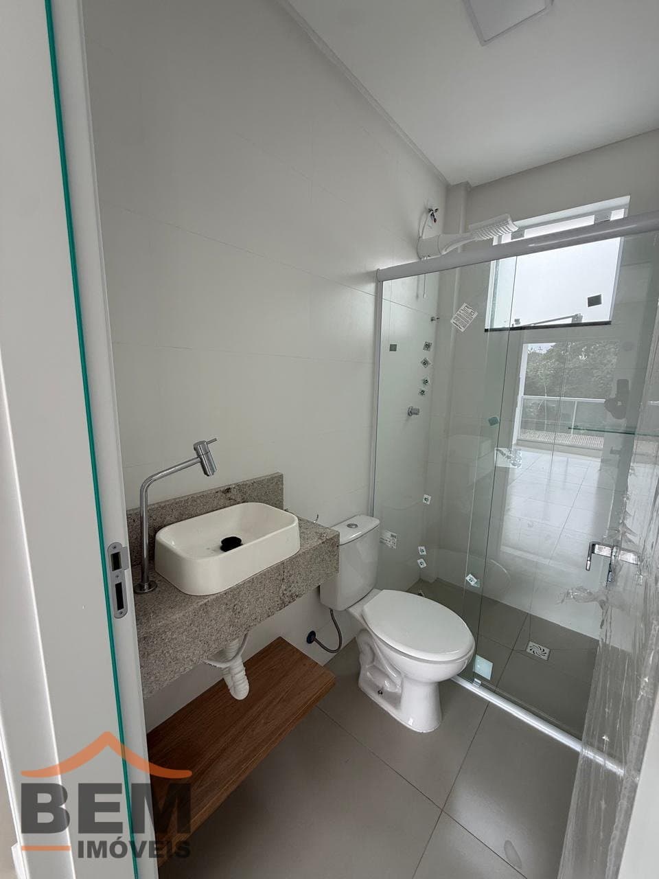 Apartamento para Locação com 2 quartos e 55m² no bairro Santa Regina, em Camboriú - SC