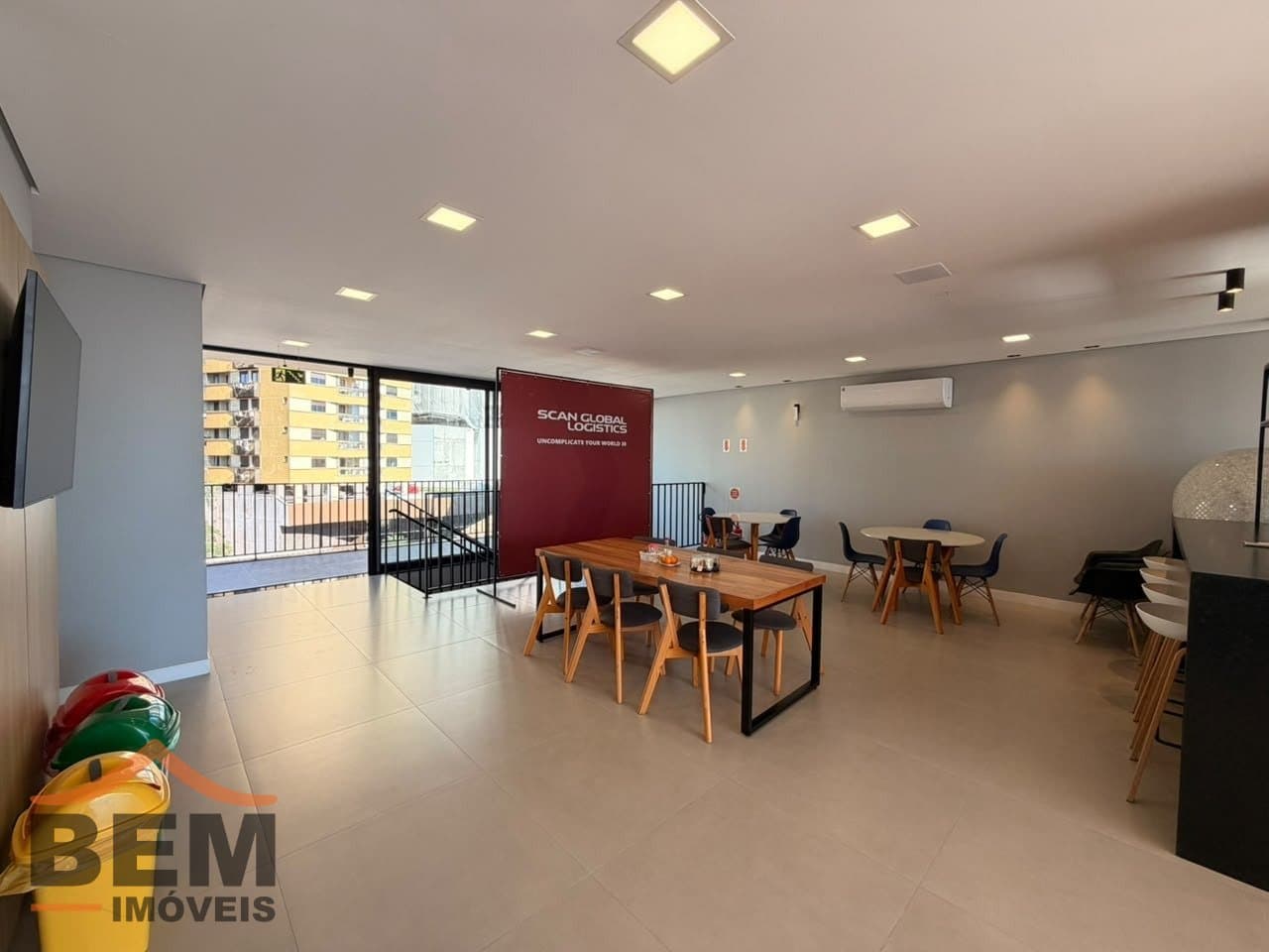 Salas/Conjuntos para Locação com 400m² no bairro Fazenda, em Itajaí - SC