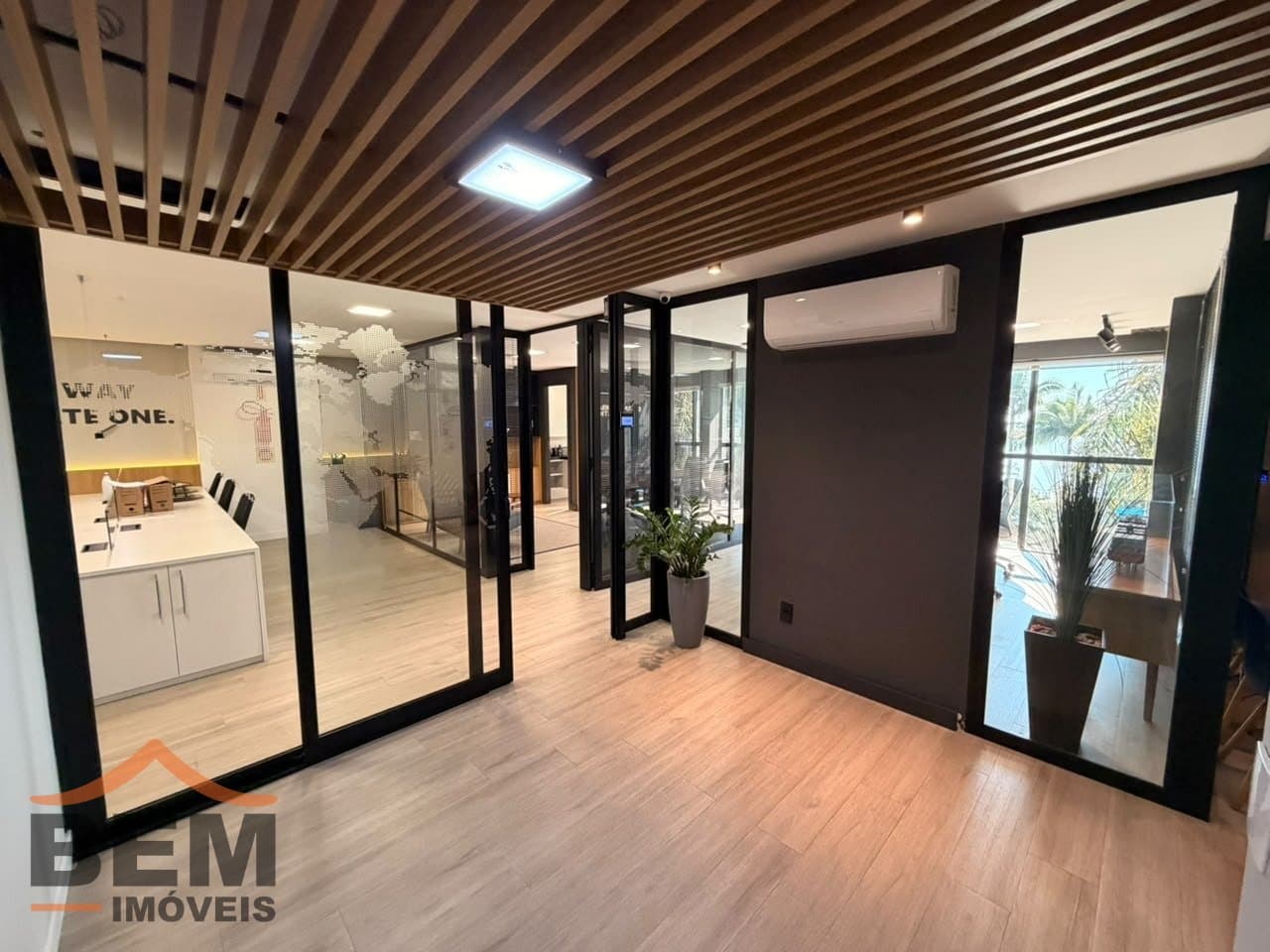 Salas/Conjuntos para Locação com 400m² no bairro Fazenda, em Itajaí - SC